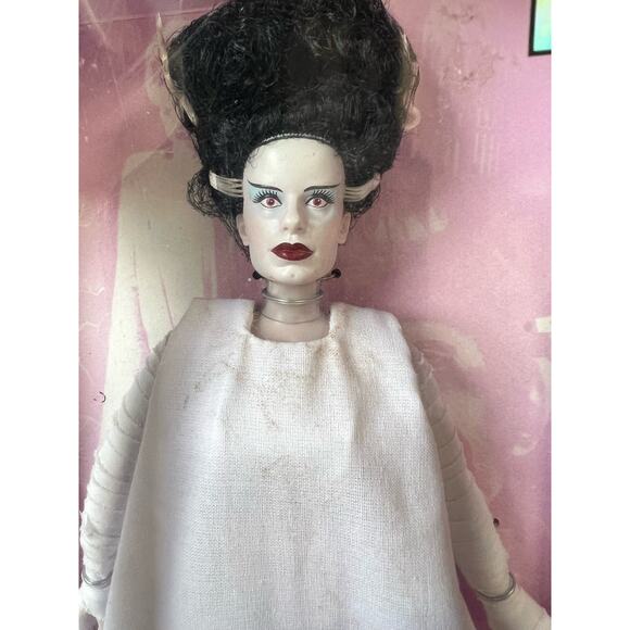 Vintage The Bride of Frankenstein Universal Studios Monsters 1998 - Picture 7 of 9